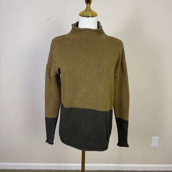 Tahari Funnel Neck Long Sleeve Pullover Knit Sweater US Women's XS - Picture 2 of 8